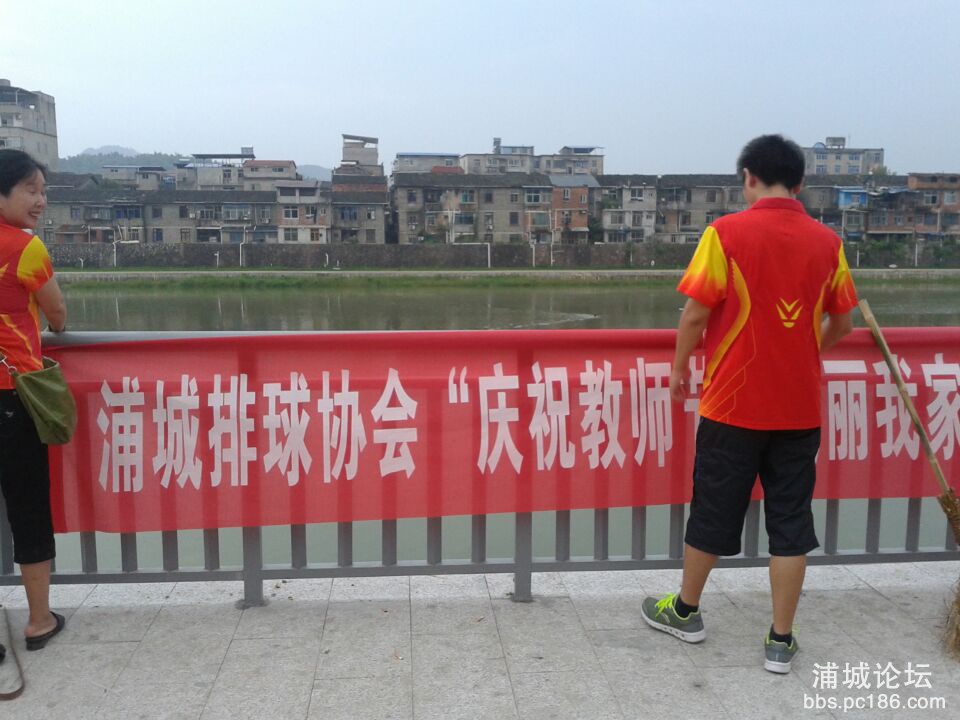 江滨(1)$~P_%4NTJ(1CJRY$KI.jpg
