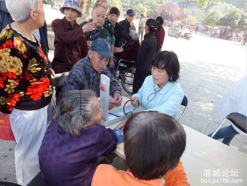 QQ图片20151021101021.png