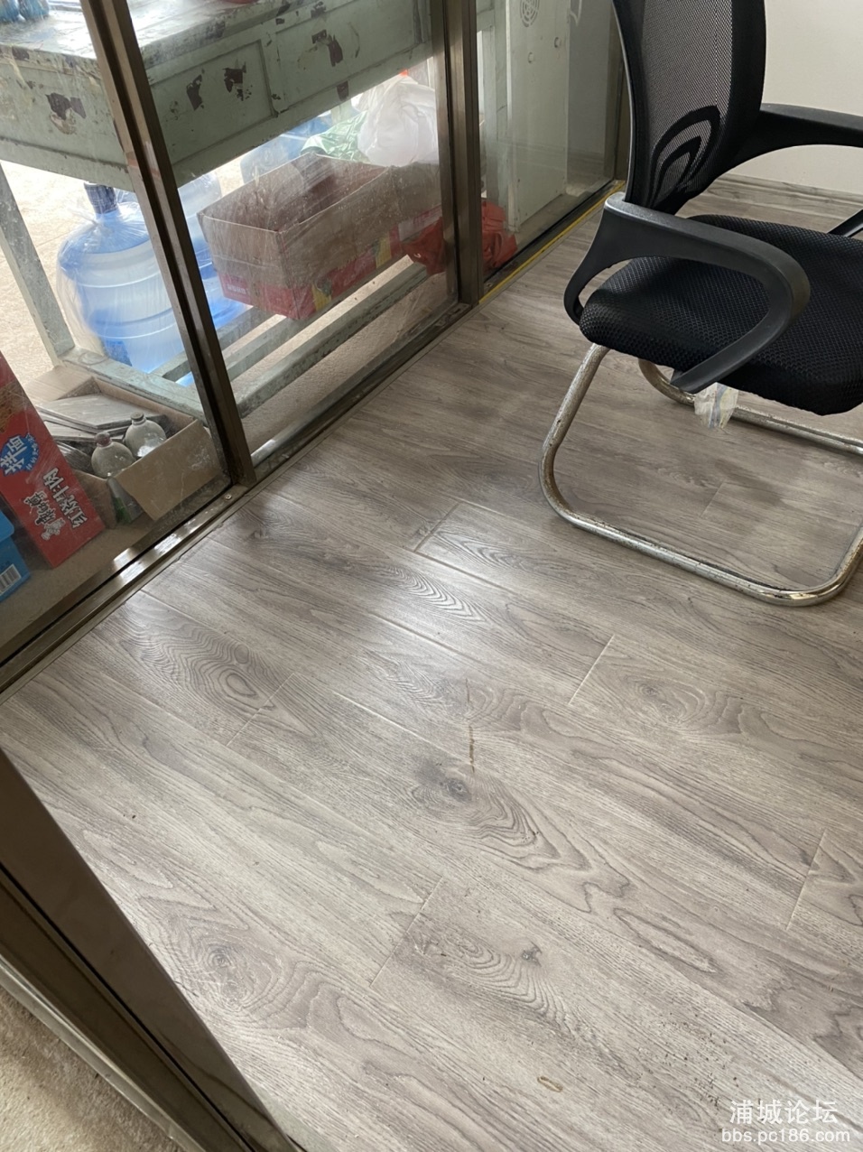 FrrV90r32CF-KSVTy-wvc7FXZ42y.jpg