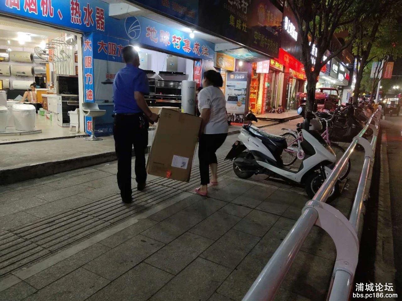 ef70428ec1841aed28c976889276e0ed.jpg