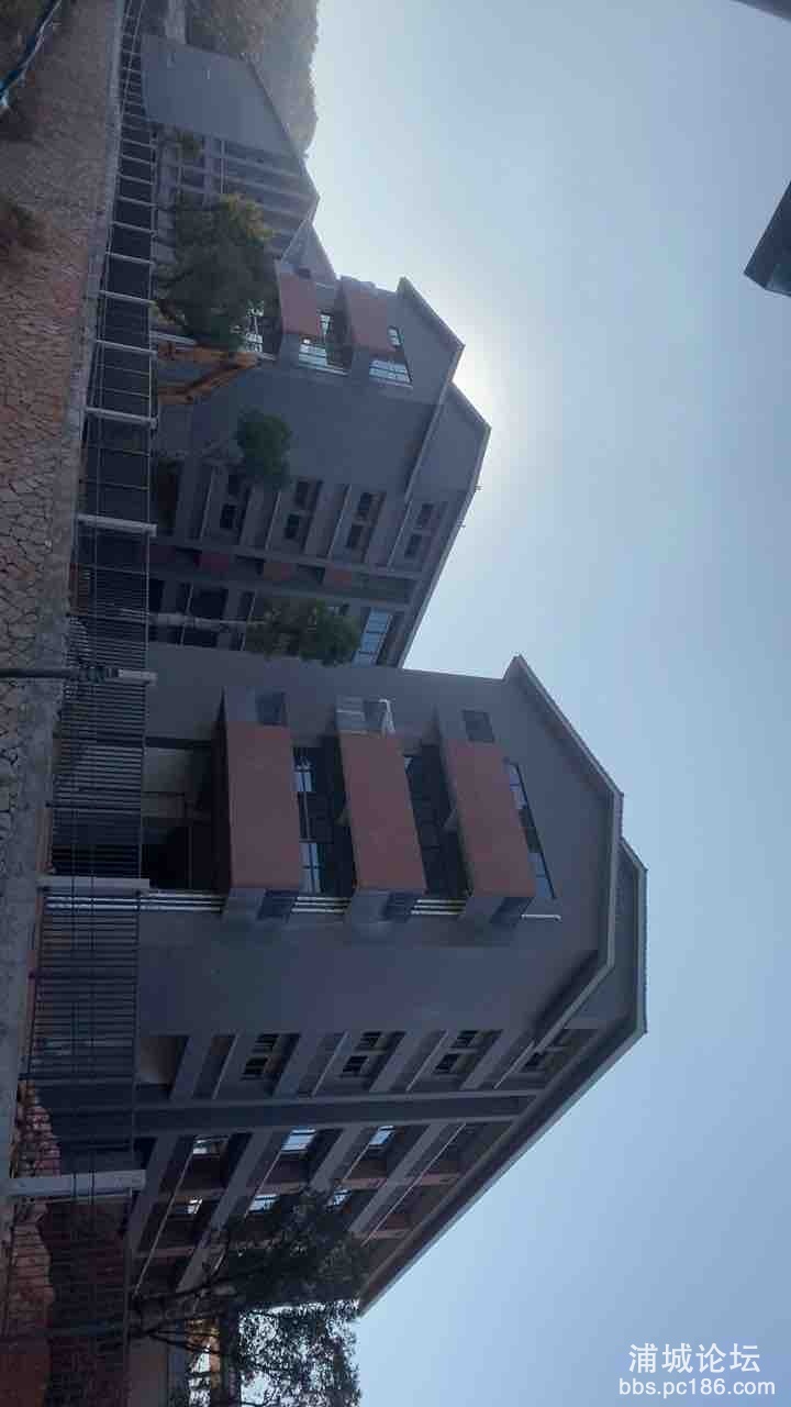 front1_0_FqPtccO5hFEbX6cW3ZGJOd-m_3D8.1612254170.jpg