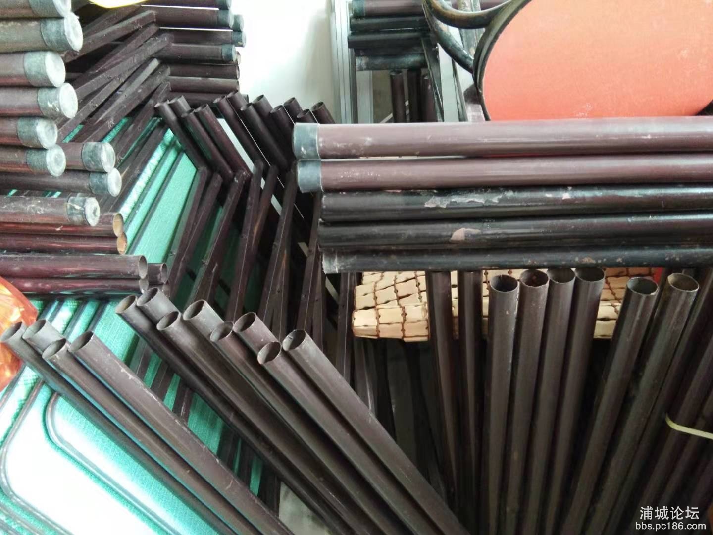 中型学生桌椅（可拆卸）0.jpg